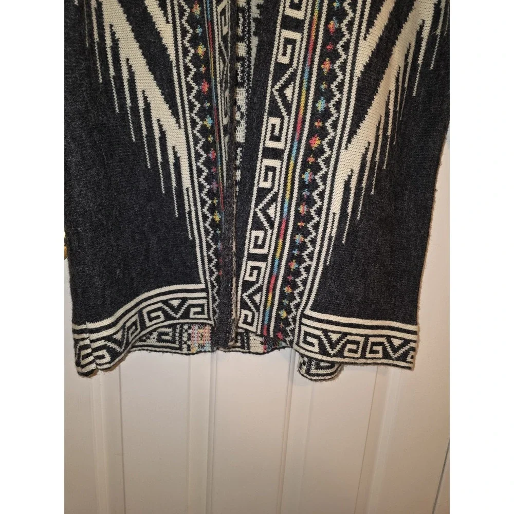 GeeGee Women's S/M Sweater Cardigan Open Front Gray Aztez Western Boho-chic